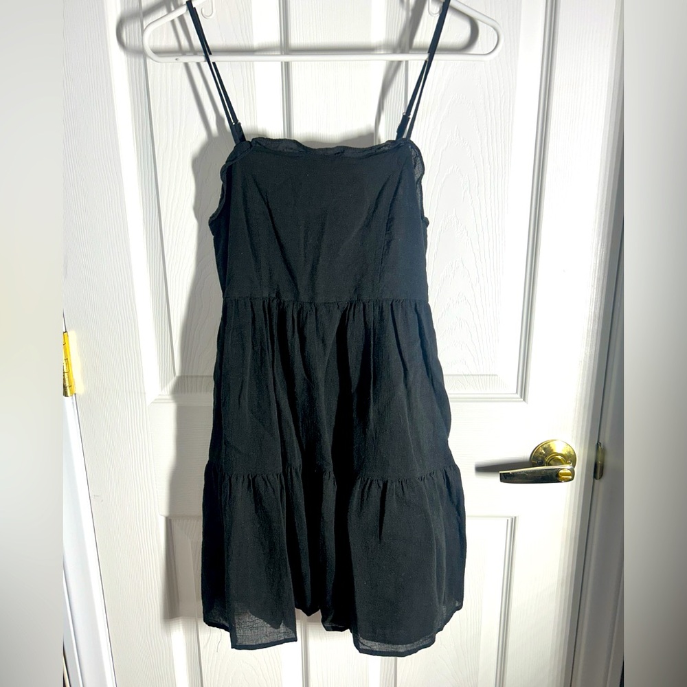 Black adjustable strap umpire waist summer dress.